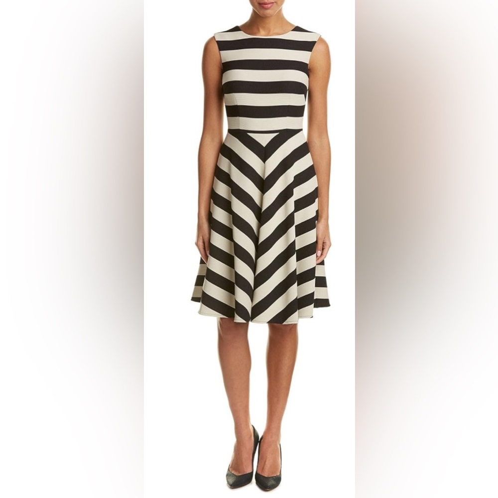 Ultra flattering Tahari striped fit and flare